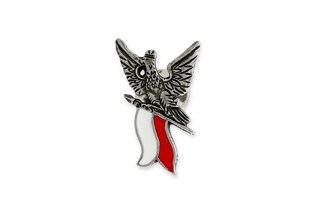 Przypinka metalowa z orzełkiem i flagą Polski w kolorze srebrnym, wykonana z metalu nieszlachetnego